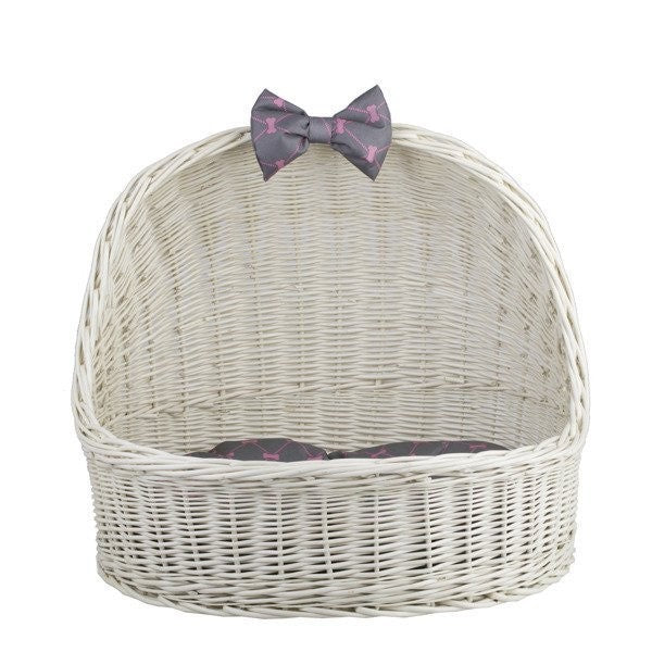 Whitewashed Wicker Pet House Elsa With Cushion